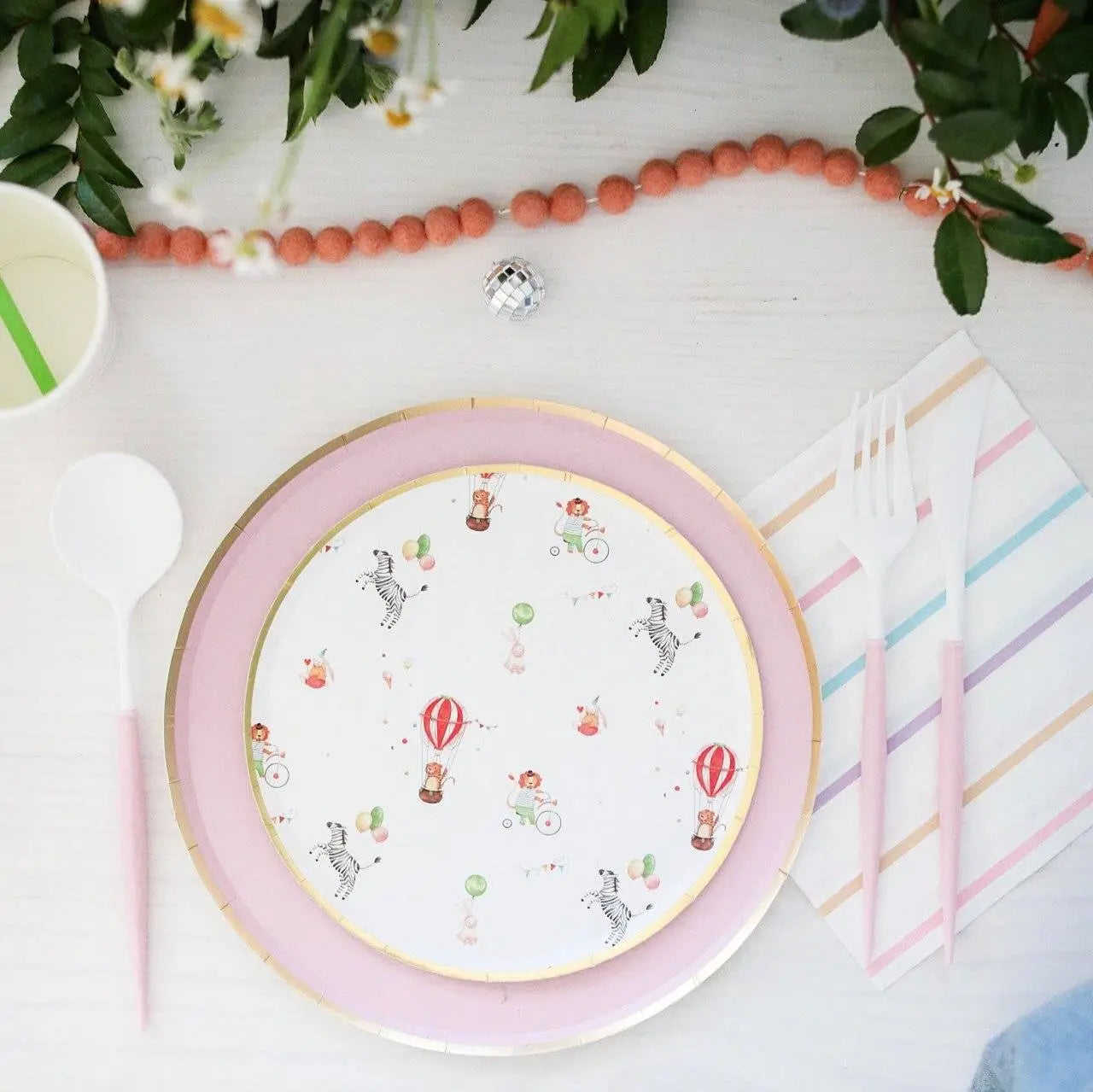 Large Striped Pastel Paper Lunch Napkins (16pcs)