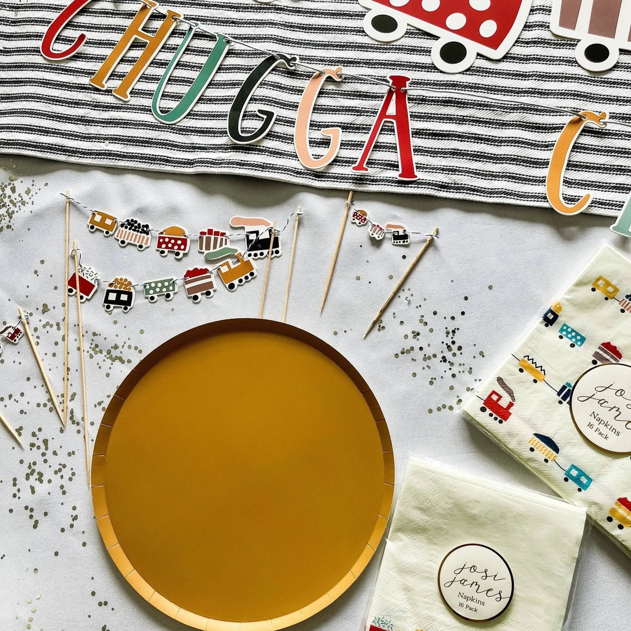 Train Large Disposable Paper Napkins (24pcs)
