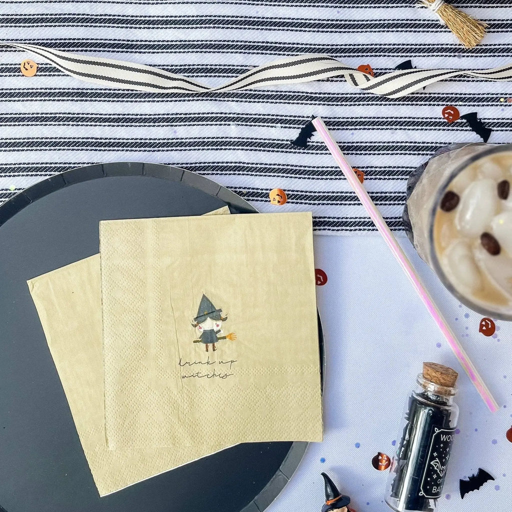 Witches Cocktail Disposable Paper Napkins (16pcs)